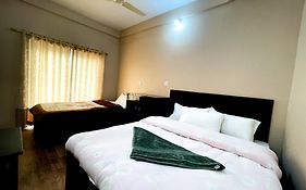Yuriko Guest House
